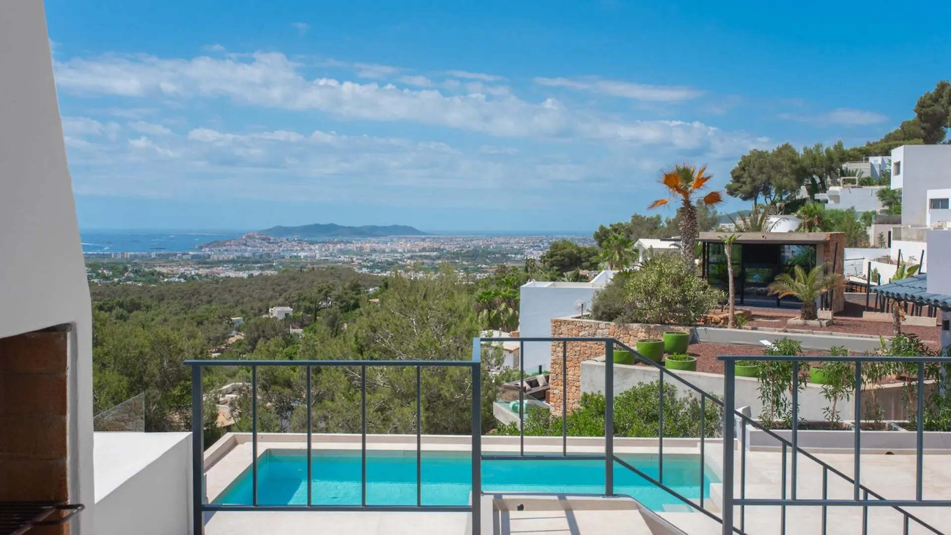 Casa Nonno - Modern Villa With Sea View Near Town Can Furnet