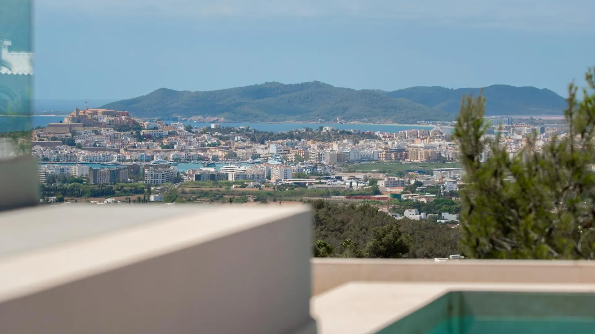 Casa Nonno - Modern Villa With Sea View Near Town Can Furnet